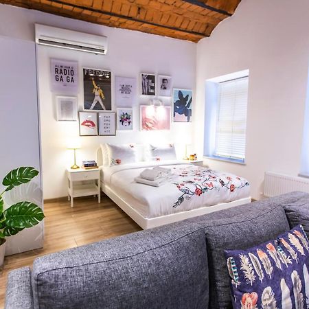 Flats Company Ajda Apartment Истанбул Екстериор снимка