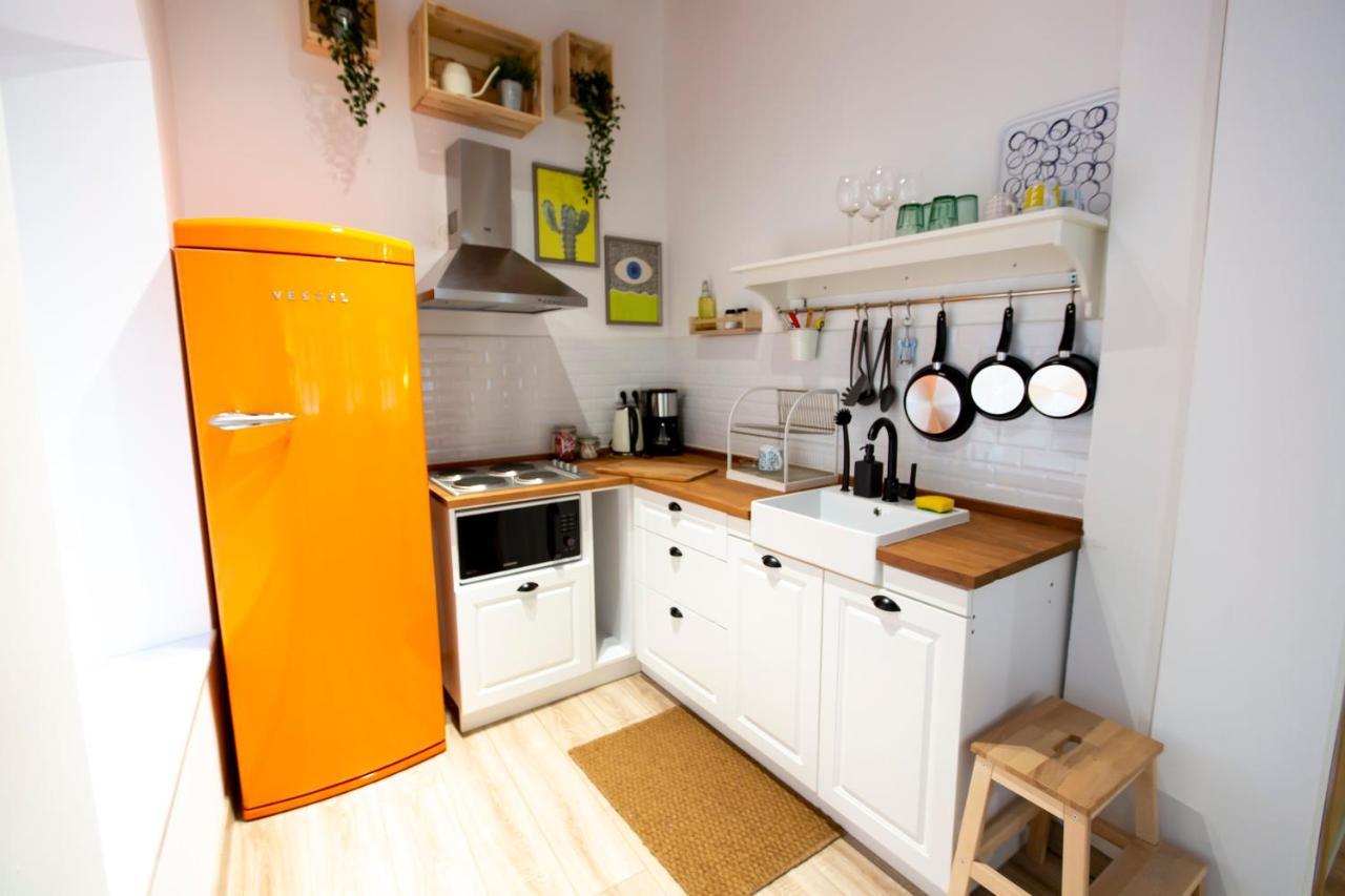 Flats Company Ajda Apartment Истанбул Екстериор снимка